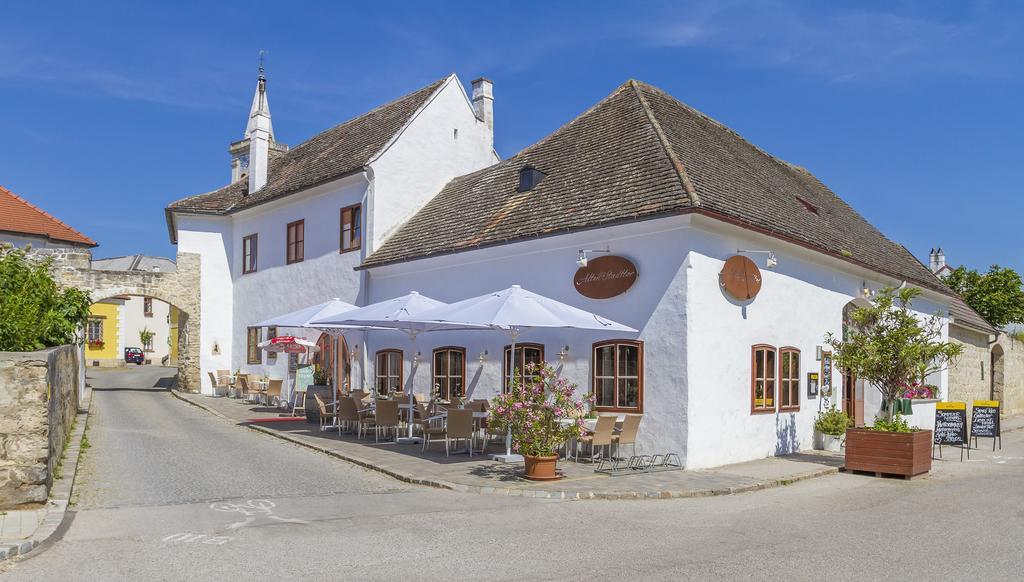 Unser Rosa Haus Fuer Sie Rust Ruang foto